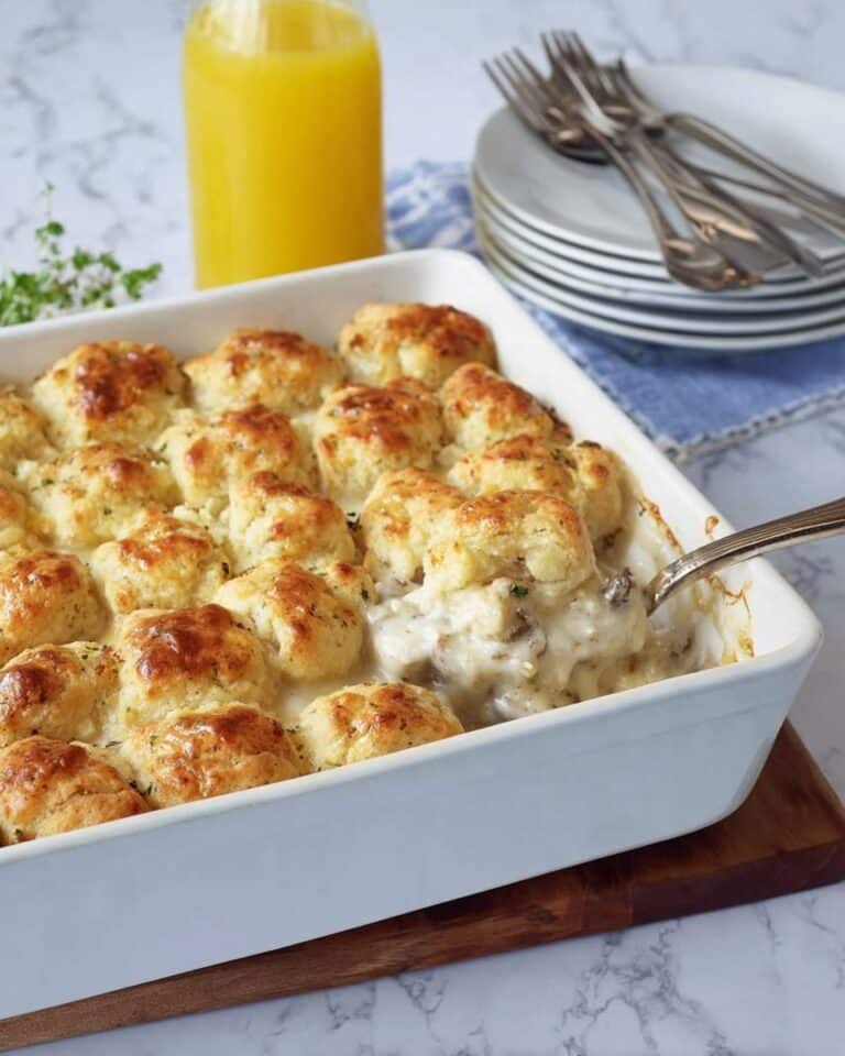 Biscuits and Gravy Casserole Recipe