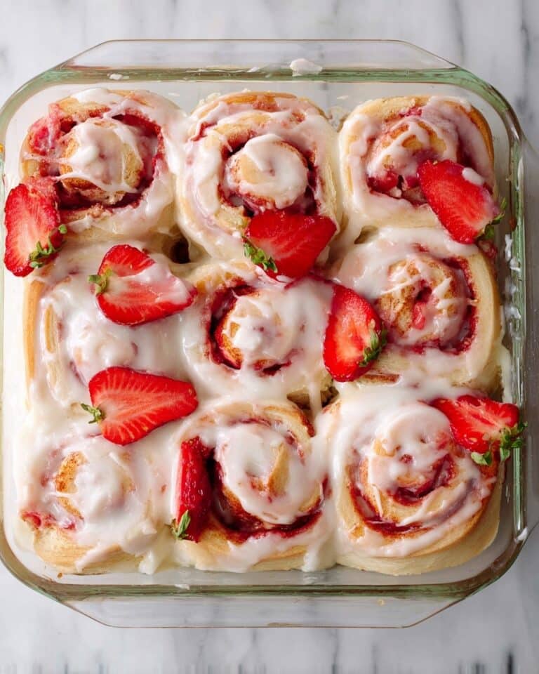 Strawberry Cinnamon Rolls Recipe